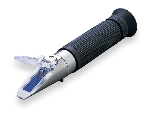 折射计（便携式）  手持屈折計  REFRACTOMETER