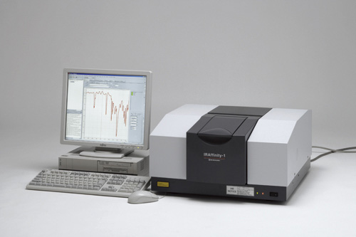 傅立叶变换红外光谱仪  フーリエ変換赤外分光光度計  FOURIER TRANSFORM INFRARED SPECTRO PHOTOMETER