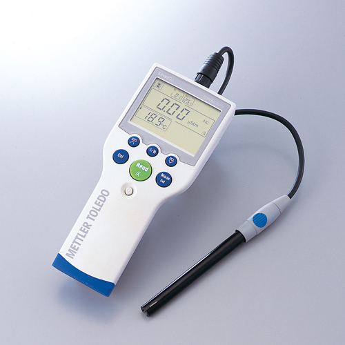 电导率计(SevenGo) ポータブル導電率計セブンゴー導電率 CONDUCTIVITY METER